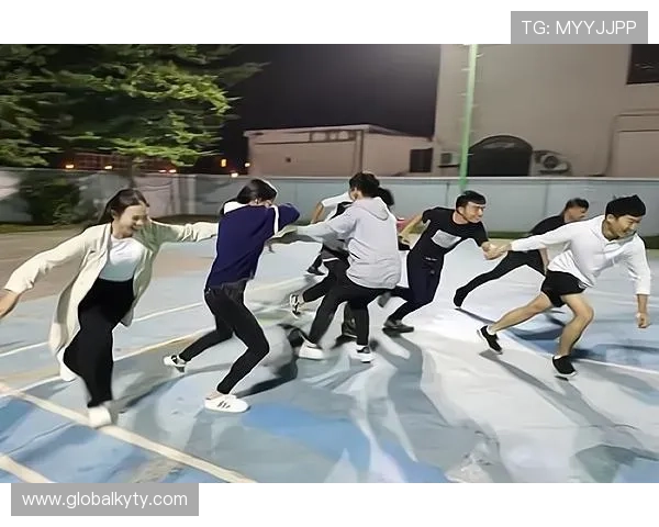 全面介绍滚雪球体育游戏规则及常见玩法技巧提升你的比赛胜率